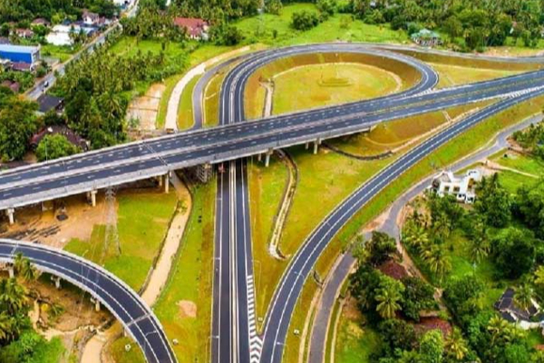 மத்திய அதிவேக வீதியில் பயணிப்போருக்கான கட்டண விபரம்! | Central Expressway Opening Fees Toll Pizza