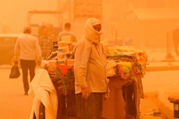 ஈராக்கில் புழுதிப் புயலால் ஆயிரத்திற்கும் மேற்பட்டோர் பாதிப்பு