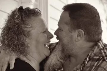 கணவனை அடக்கம் செய்த சில மணிநேரங்களில் மனைவிக்கு நேர்ந்த சோகம்!