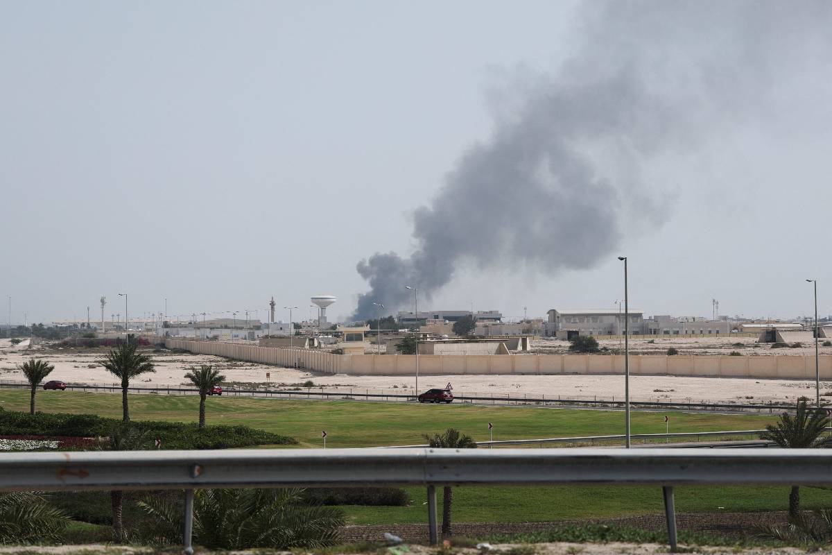 போரினால் ஈரானுக்கு ஏற்பட்ட இழப்பு - இத்தனை லட்சம் கோடிகளா? | Iran Estimates 270 Billion War Loss To Compensate