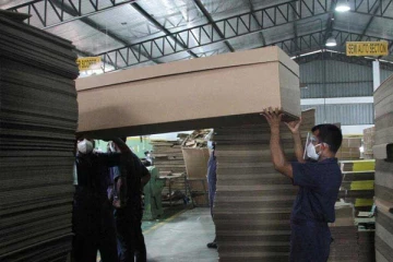 அட்டை சவப்பெட்டியின் விலை குறித்து வெளியாகியுள்ள தகவல்!