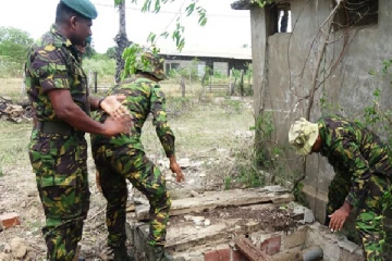 மானிப்பாய் பகுதியில் வெடிப்பொருட்கள் மீட்பு (PHOTOS)