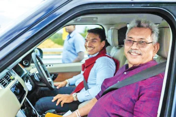 நாட்டின் விலையேற்றங்களுக்கு மக்கள் போராட்டமே காரணம்! நாமல் ராஜபக்ச கண்டுபிடிப்பு