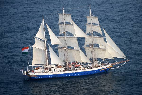 இந்திய கடற்படை பயிற்சி கப்பல் இலங்கைக்கு வருகை | Indian Navy Training Ship Arrives In Sri Lanka இந்திய கடற்படை பயிற்சி கப்பல் இலங்கைக்கு வருகை | Indian Navy Training Ship Arrives In Sri Lanka