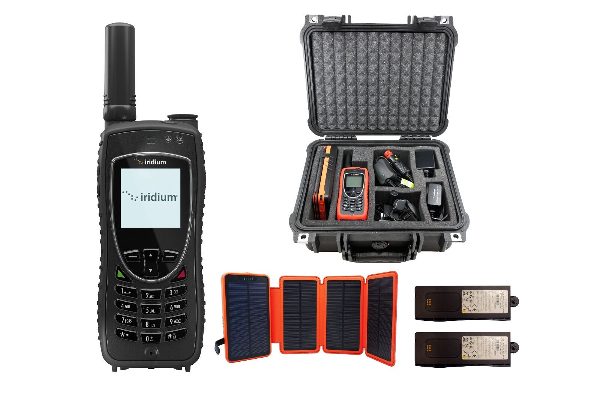 செய்மதி தொலைபேசிகளுடன் இந்திய பிரஜை கைது | Catches Up With Three Satellite Phones