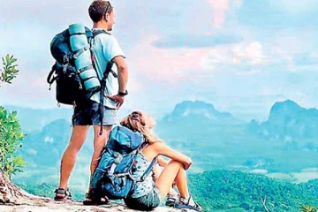 சுற்றுலாப்பயணிகள் வருகையில் இலங்கைக்கு பின்னடைவு