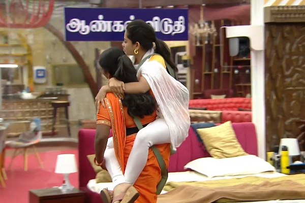 இன்னும் சின்ன குழந்தைனு நெனப்பு: பிக் பாஸ் வீட்டில் அனிதா செய்த மோசமான செயல் | Anitha Sambath Childish In Bb Ultimate