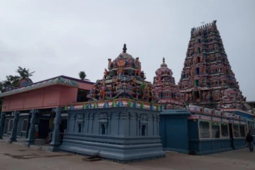யாழில் பூசகரின் தில்லாலங்கடி வேலையால் ஆலய நிர்வாகத்தினரின் அதிரடி நடவடிக்கை