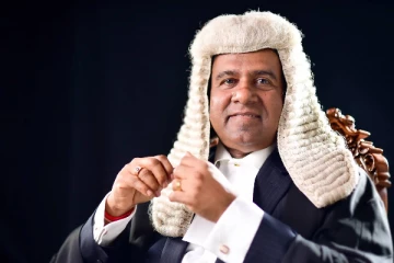 ஜனாதிபதி வேட்பாளராக கட்டுப்பணம் செலுத்திய விஜயதாச ராஜபக்ச