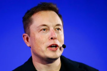 சொந்தமாக வீடு கிடையாது...நண்பர்களின் அறையில் படுத்துக்கொள்வேன்: எலன் மஸ்க் தகவல்!