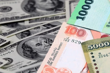 සතියකට පසු අලුත් මාසයේ මුල්ම දවසේ ඩොලරයට සාපේක්ෂව ශ්‍රී ලංකා රුපියලට සිදු වූ දේ.