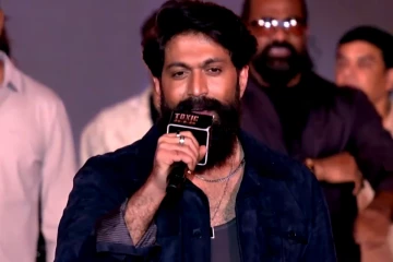 'சினிமாவை சீரியஸாக எடுத்துக்கொள்ளாதீர்கள்' - டாக்சிக் பட விழாவில் நடிகர் யாஷ் ஓபன் டாக்