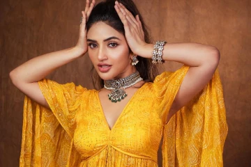 இளம் நடிகை ஸ்ரீலீலாவின் அழகிய போட்டோஷூட்!