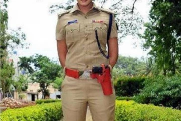 ஆணாக மாற அறுவை சிகிச்சை செய்யும் பெண் காவலர்: அனுமதி அளித்த அரசு