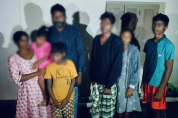 யாழ்ப்பாணத்தை சேர்ந்த 7 பேர் தமிழகத்தில் தஞ்சம்(Photo)