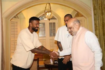 மத்திய உள்துறை அமைச்சர் அமித்ஷாவின் இல்லத்தில் ஹர்திக் பாண்டியா சந்திப்பு