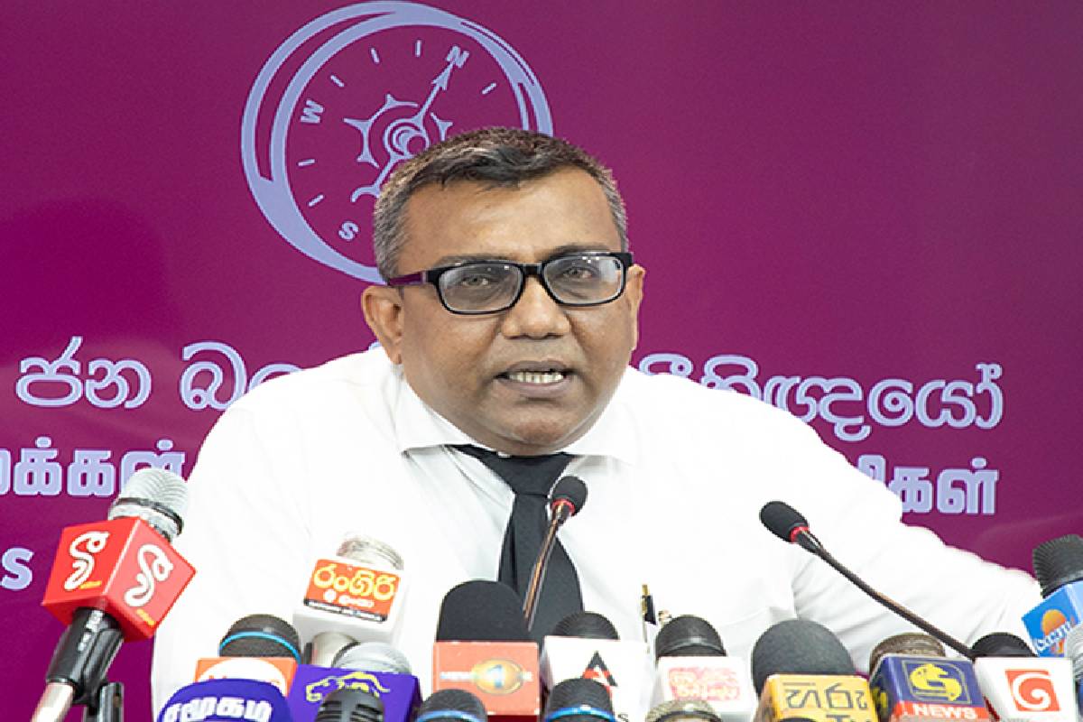 அரசாங்கம் பௌத்த மதத்துக்கு எதிராகச் செயற்படவில்லை - ஜனாதிபதி சட்டத்தரணி | Government Is Not Acting Against The Buddhist அரசாங்கம் பௌத்த மதத்துக்கு எதிராகச் செயற்படவில்லை - ஜனாதிபதி சட்டத்தரணி | Government Is Not Acting Against The Buddhist