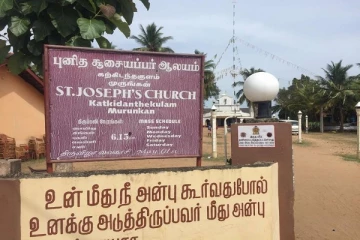 மன்னாரில் இரு ஆலயங்கள் தனிமைப்படுத்தப்பட்டுள்ளன