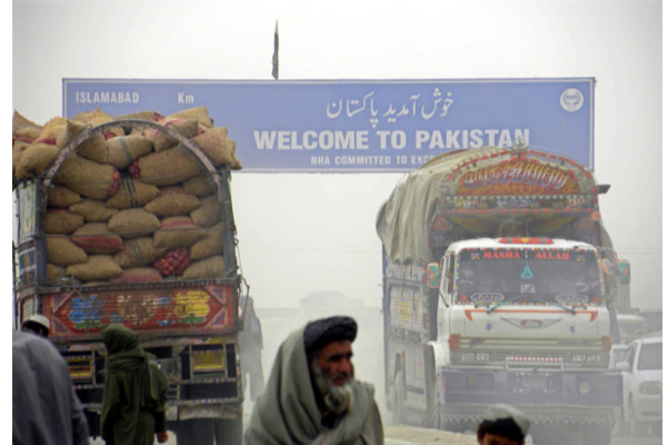 ஆப்கன் - பாகிஸ்தான் வர்த்தகம் 50 சதவீதம் அதிகரிப்பு - வெளியான ரிப்போர்ட் | World Viral News