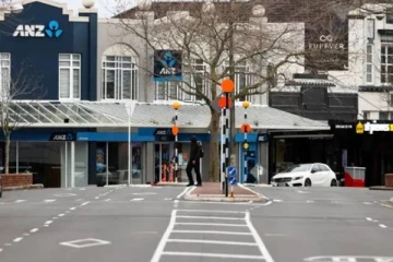 நியூசிலாந்தில் 6 மாதத்திற்கு பின் கொரோனாவால் முதல் பலி!