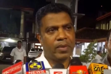 '' තමන් කරපු අපරාධ දන්න කෙනෙක් අත්අඩංගුවට ගනීවී කියලා බයවෙලා ඉන්න එක සාධාරණයි '' නාමල්ගේ කතාවට නලින්දගෙන් පිළිතුරු