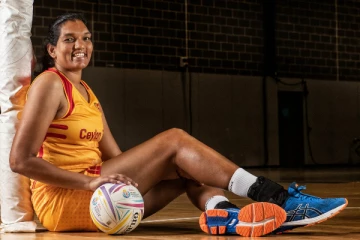 ஓய்வு பெறுவேன் ஆனால் இலங்கைக்கு வரமாட்டேன்; பிரபல வலைப்பந்தாட்ட வீராங்கனை தர்ஜினி சிவலிங்கம்!