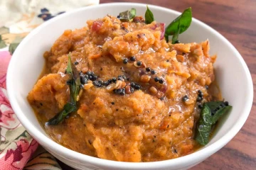 கொழுப்பை கரைத்து இதய நோய் வராமல் தடுக்கும் சின்ன வெங்காய சட்னி.... நொடியில் செய்வது எப்படி?