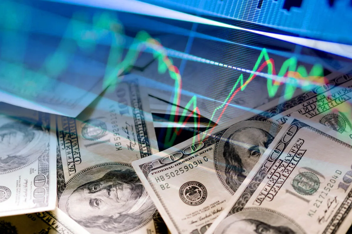 மத்திய வங்கிகளின் கூட்டத்திற்கு முன்னதாக அமெரிக்க டொலர் மதிப்பு சரிவு: முதலீட்டாளர்கள் தயக்கம் | Us Dollar Falls Ahead Of Central Bank Meeting