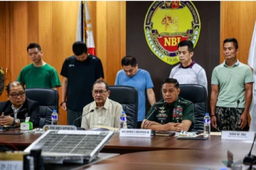 பிலிப்பைன்சில் 5 சீனர்கள் கைது