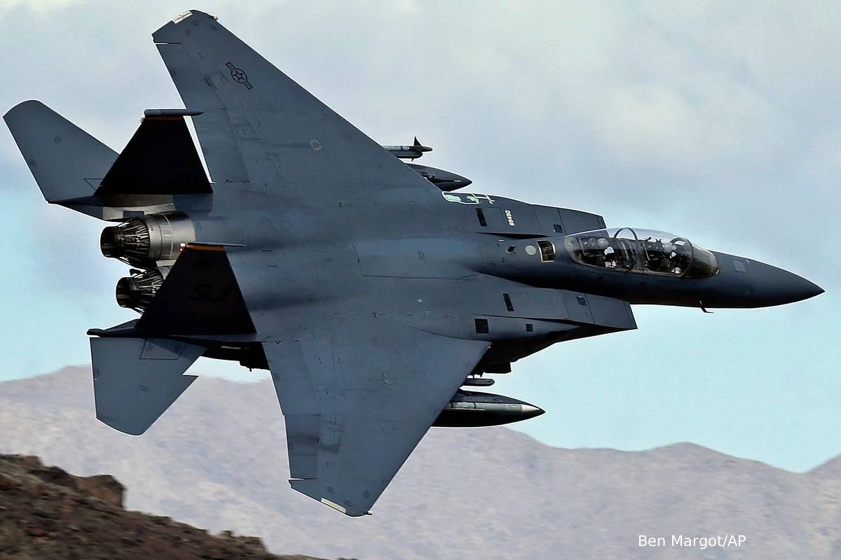 trump says us airman rescued iran fight