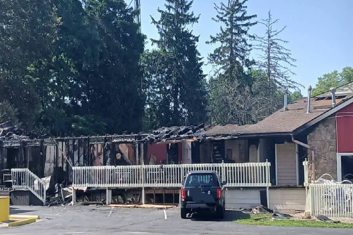 அமெரிக்காவில் இந்தியக் குடும்பத்துக்கு நேர்ந்த துயர முடிவு | Us Ohio Motel Fire Kills Indian Family அமெரிக்காவில் இந்தியக் குடும்பத்துக்கு நேர்ந்த துயர முடிவு | Us Ohio Motel Fire Kills Indian Family
