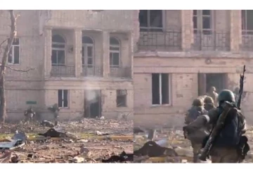 உக்ரைன், ரஷ்ய வீரர்களுக்கு இடையே நடக்கும் துப்பாக்கிச் சூடு காட்சி - பதற வைக்கும் திக்...திக்...திக்.. வீடியோ வைரல்