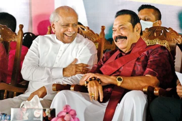 தலைவலிக்கு தலையணையை மாற்றினால் பிரச்சினை தீருமா? மஹிந்தவுக்கு மீண்டும் பிரதமர் பதவி!
