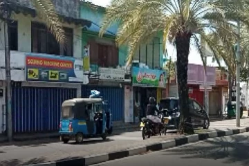 பயணத்தடை நீக்கத்தின் பின்னரும் காத்தான்குடியில் வர்த்தக நிலையங்கள் திறக்கத்தடை