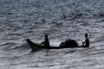 පේදුරුතුඩුවෙන් මුහුදු ගිය ධීවරයින් සිව්දෙනෙකු අතුරුදන් - ධීවරයින් සොයා මෙහෙයුම්