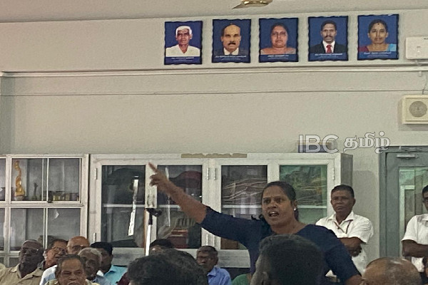 நாய் வளர்ப்பால் ஒருங்கிணைப்பு குழு கூட்டத்தில் வெடித்தது சர்ச்சை | Controversy Erupts Over Dog Breeding