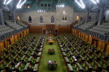 கனடாவில் இனி இவர்களுக்கு 2 டோஸ் தடுப்பூசி கட்டாயம்! வெளியான முக்கிய தகவல்