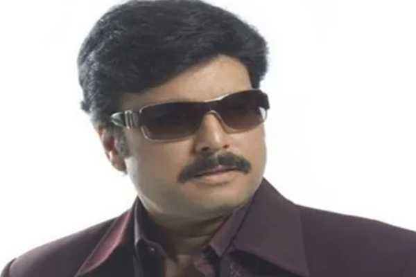 அந்த நடிகையுடன் அன்யோன்யமாக இருந்தார் கார்த்திக்!! ஷாக் கொடுத்த பயில்வான் ரங்கநாதன்... | Shocking Information About Karthik Bayilvan