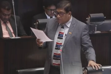 මුළු රටටම තියෙන්නේ බවුසර් 100යි.. දැවැන්ත විදුලි හිඟයකුත්.. එල් නිනෝවලින් ලංකාවට වෙන විනාසේ අහලා මැති සබේත් රත් වෙයි