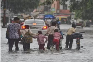 தமிழகத்தில் இன்று 23 மாவட்டங்களில் கனமழைக்கு வாய்ப்பு - வானிலை ஆய்வு மையம் தகவல்