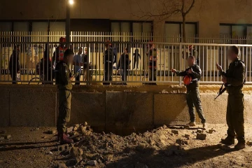 இஸ்ரேல் மீது ஈரான் ஏவுகணை தாக்குதல் ; இலங்கையர்களுக்கு நேர்ந்த துயரம், பொறுப்பற்ற செயலால் விபரீதம்