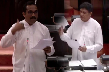 மாணவி மரணத்தை விற்று அரசியல் நடத்தாதீர்கள்; சபையில் பிமல்-சஜித் மோதல்