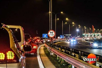 අලුත් අවුරුද්දේ අධිවේගී මාර්ග ආදායම රු මිලියන 273ක්