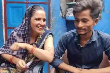 காதல் விவகாரம்; பாக்.பெண்ணிடமிருந்து 5 பாஸ்போர்ட்டுகள், செல்போன்கள் பறிமுதல் - உளவாளியா?