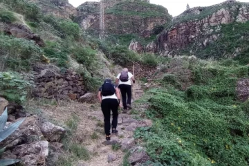 மனைவியுடன் மலையேறி சென்ற பிரித்தானியர் உயிரிழப்பு: ஹெலிகாப்டர் மூலம் மீட்கப்பட்ட உடல்