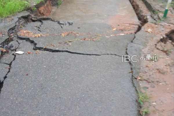 தானாக திறந்துக்கொண்ட மேல் கொத்மலை நீர்த்தேக்க வான்கதவுகள்! பெரும் பாதிப்புக்குள்ளான மலையக பகுதிகள் | Severe Flood Risk Sri Lanka Current Weather