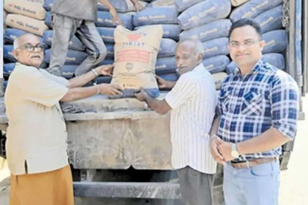 பிறந்த நாளில் தொழிலதிபரின் நெகிழ்ச்சி செயல் - அமைச்சர் பாராட்டு | Cement Truck Was Distributed For A Birthday பிறந்த நாளில் தொழிலதிபரின் நெகிழ்ச்சி செயல் - அமைச்சர் பாராட்டு | Cement Truck Was Distributed For A Birthday