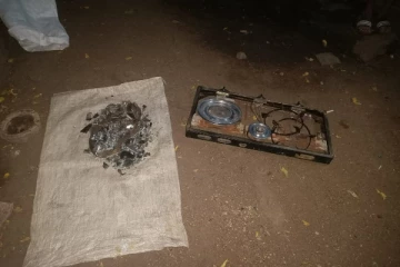 தோணிக்கல் பகுதியில் எரிவாயு அடுப்பு வெடிப்பு: பொலிஸார் விசாரணை (Photos)