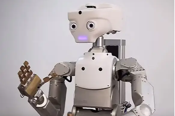 இனி வேலையில்லை -ரோபோக்களையே பணிநீக்கியது கூகிள் | Google Layoff The Service Robots For Budget Saving