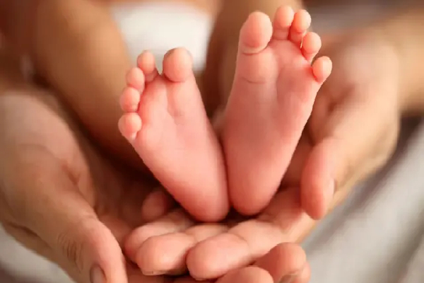 இலங்கையில் குறைந்து செல்லும் குழந்தை மக்கள் தொகை : எதிர்காலத்தில் ஏற்படப்போகும் ஆபத்து | Sri Lanka Child Population Continues To Decline